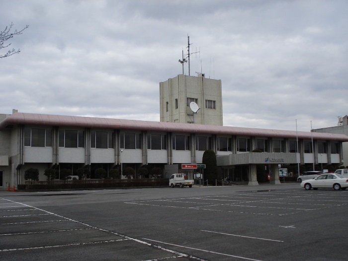 Immigration to Yokoshibahikari Town