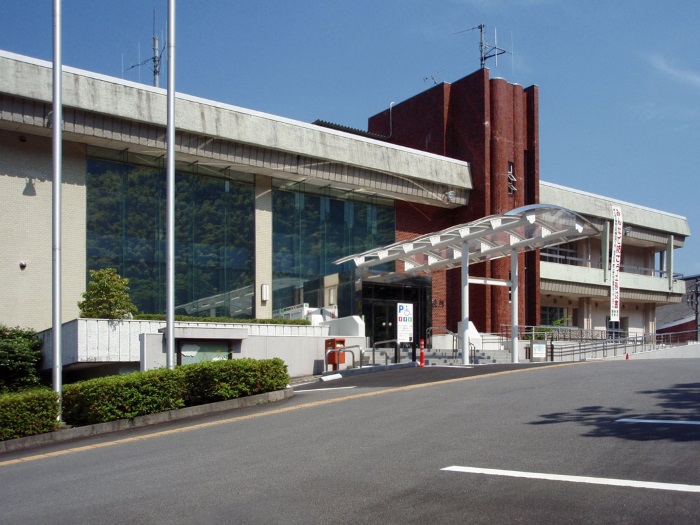 Immigration to Izu City
